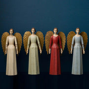 Krémszínű orléans-i angyal figura.