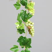 Zöld színű, mű szőlőlevél girland, szőlőfürtökkel.