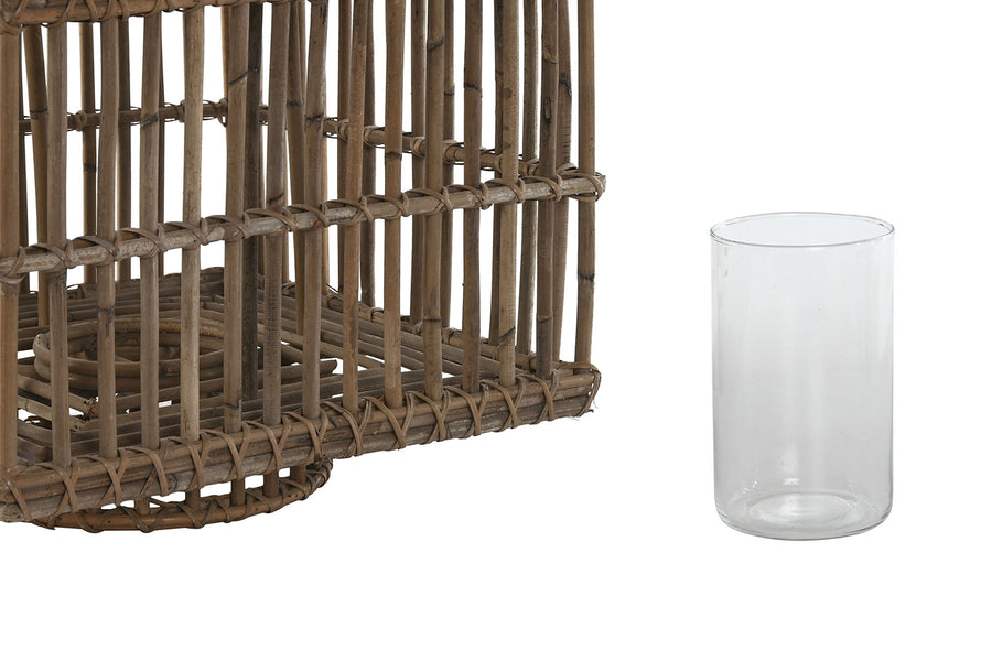 Natúr színű rattanből készült kézműves lámpás.