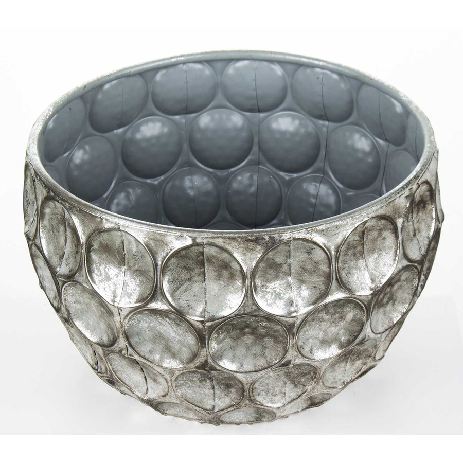 Kortárs, modern stílusú, antik ezüst színű, nagyméretű, 20 és 38 cm átmérőjű, dombormintás felületű, fém kaspó szett.