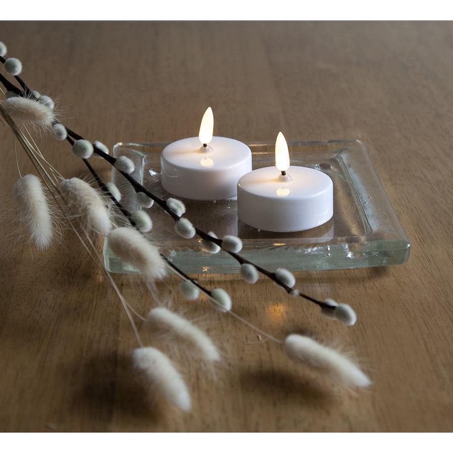 2 darab LED-es teamécses barkával.