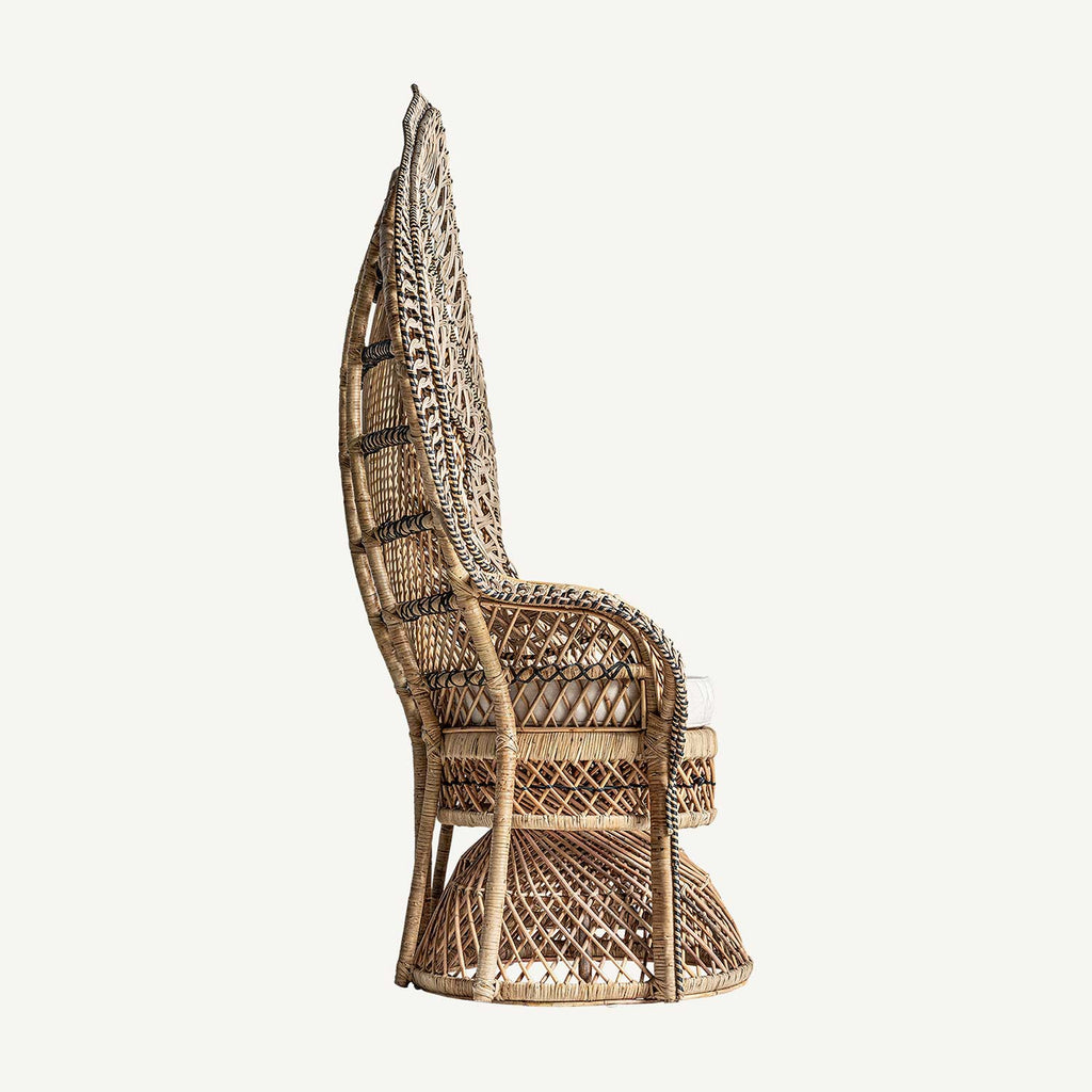Természetese rattanból készült, 2 személyes óriás kézműves páva fotel.