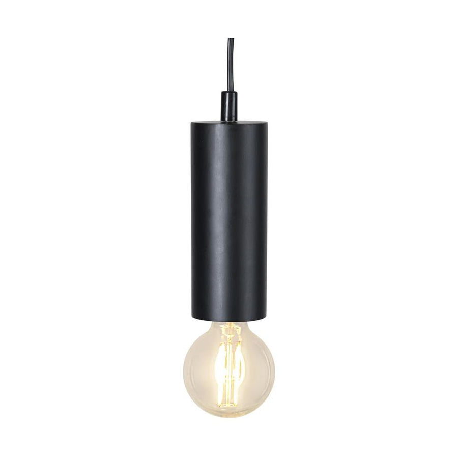 Matt fekete színű, csőszerű dekorfoglalat.