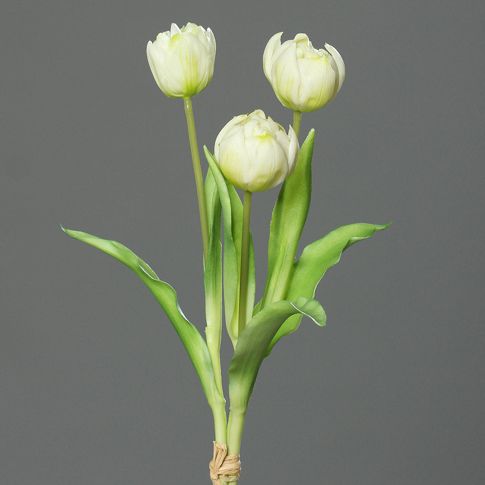 3 szálból álló, krém színű tulipáncsokor művirág.