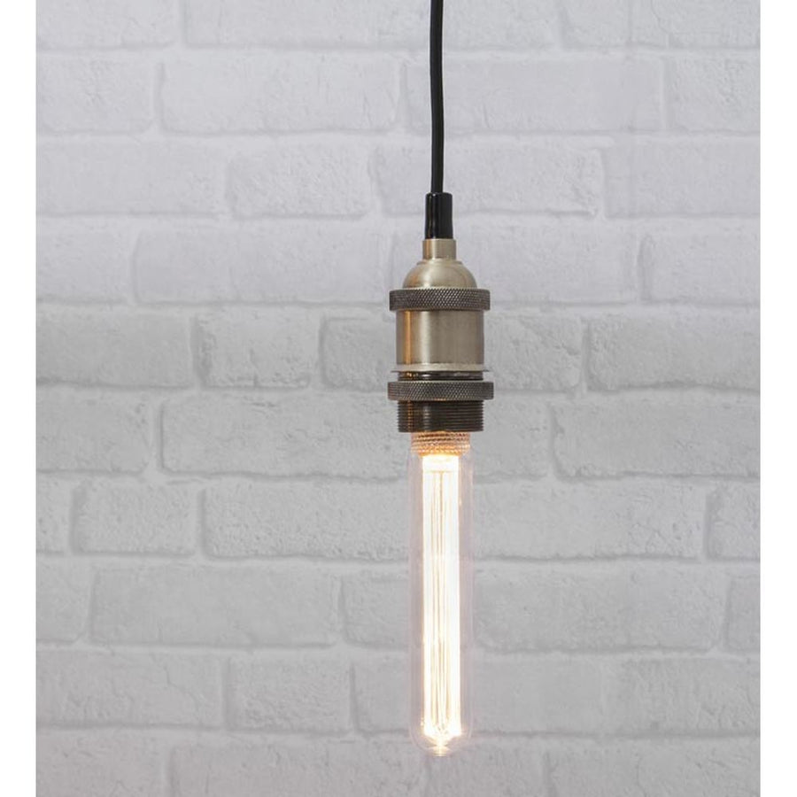 New Generation Classic meleg fehér fényű LED dekorációs izzó áttetsző üveggel.