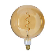 Industrial Vintage dekorációs izzó. Meleg fehér fényű LED dekorációs izzó borostyánszín üveggel.