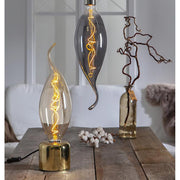 Industrial Vintage dekorációs izzó. Meleg fehér fényű LED dekorációs izzó borostyánszínű üveggel.