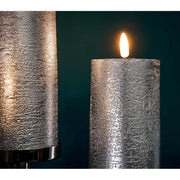 Ezüst színű LED gyertya.