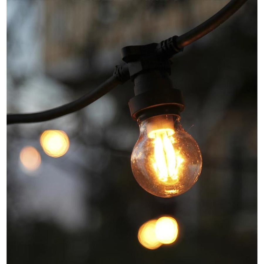 Connecta fekete színű foglalatsor 10 darab E27-es foglalattal. 735 cm hosszú. Használatához tápegység csatlakozó szükséges! Kültéri használatra! 