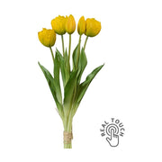 5 szálból álló, sárga színű tulipáncsokor művirág, nyílt és bimbós virágfejekkel.
