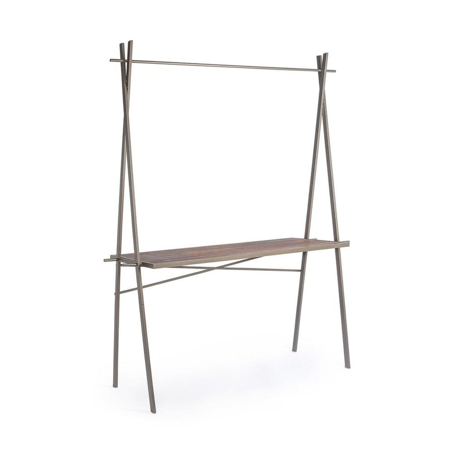 Loft stílusú kiállítóasztal fémszerkezettel és jegenyefa asztallappal. 