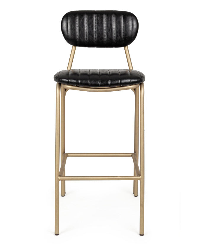 Vintage stílusú, antikolt aranyszínű acélból készült bárszék fekete műbőr ülőfelülettel és háttámlával.