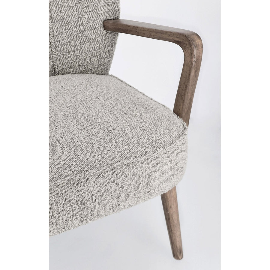 Retró stílusú klubfotel karfa és ülőpárna részlete.