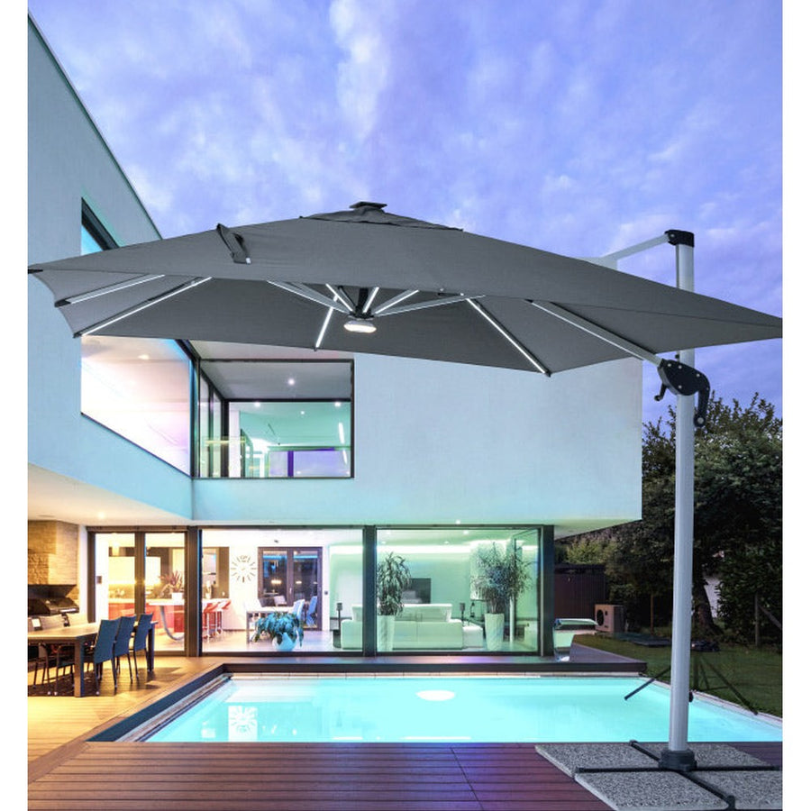Eloxált alumíniumvázas design napernyő beépített LED világítással, sötétszürke poliészter ponyvával. 