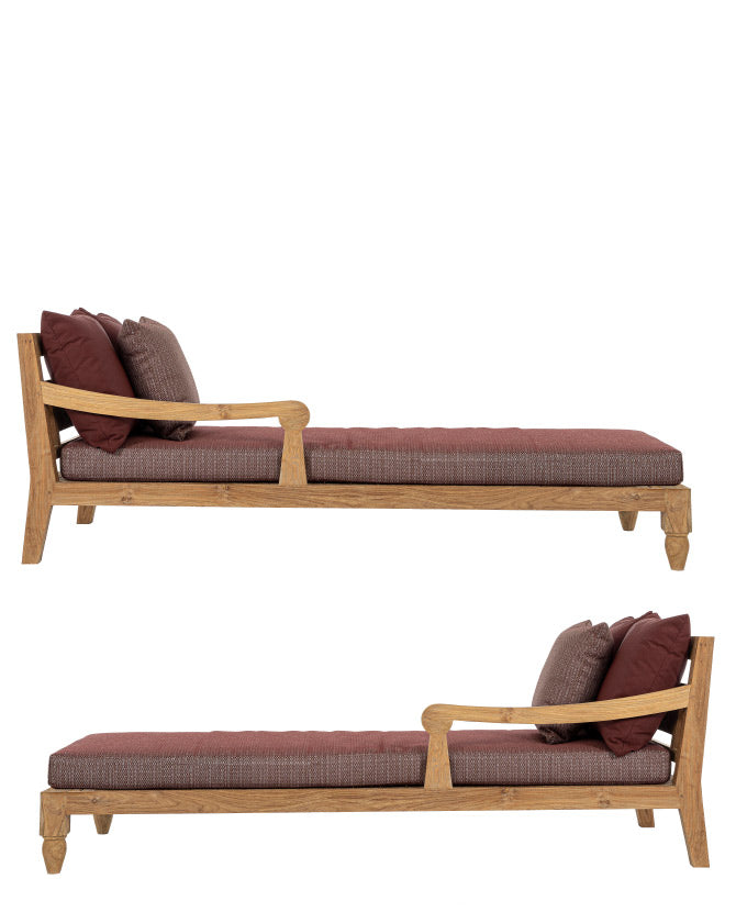 Két darabos, keleti stílusú teakfa pihenőágy szett bordó színű ülő- és hátpárnákkal.