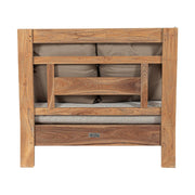 Keleti stílusú teakfa fotel hátoldala bézs színű ülő- és hátpárnákkal.