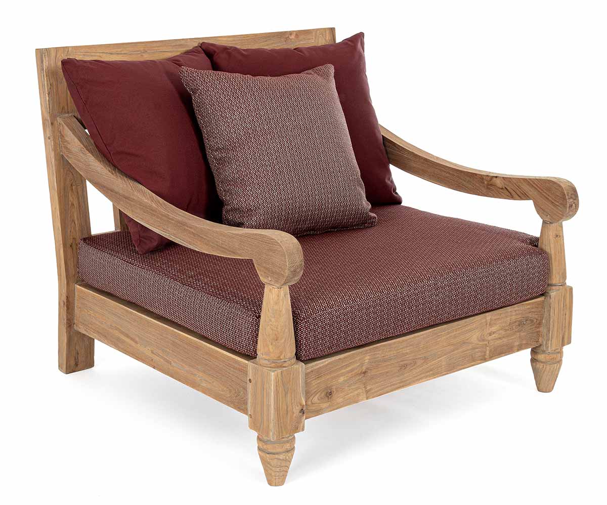 Keleti stílusú teakfa fotel bordó színű ülő- és hátpárnákkal.