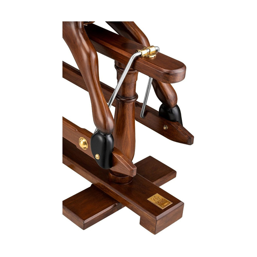 A viktoriánius korabeli hintaló állványos, hintaszerkeszete.