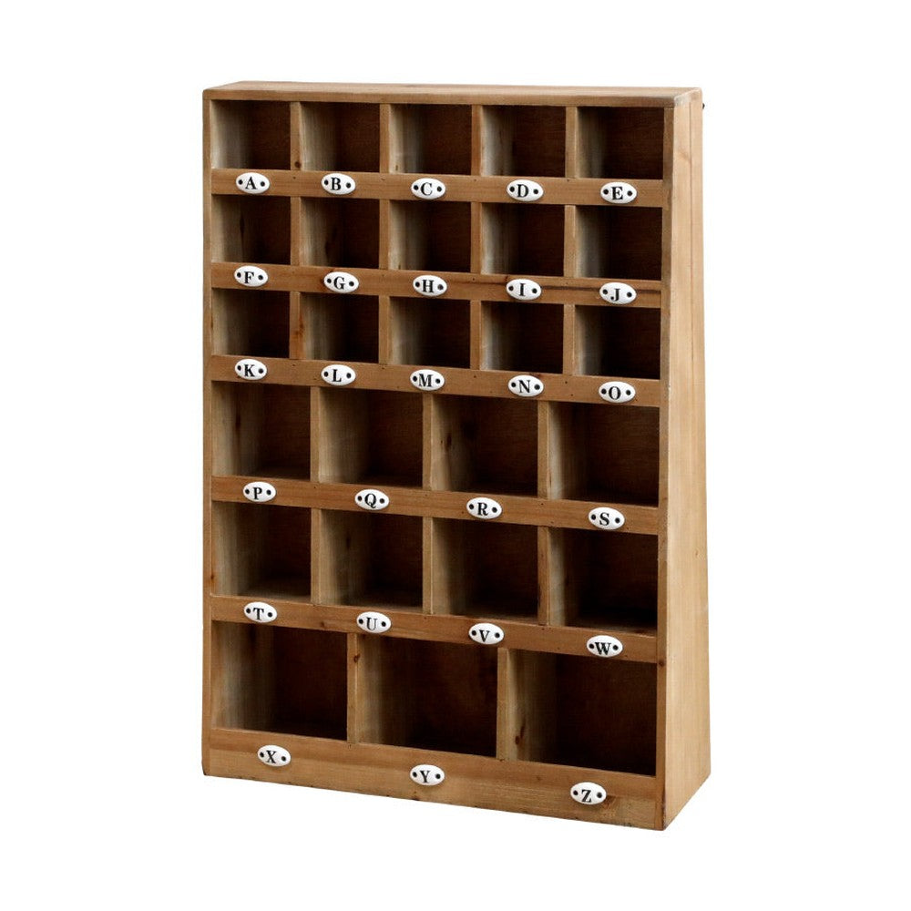 Loft stílusú, jegenyefenyőből készült szortírozó polc, huszonhat darab porcelán betűjelzéssel ellátott rekesszel.