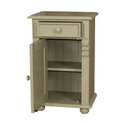 MAISON fenyőfa éjjeliszekrény 72 cm