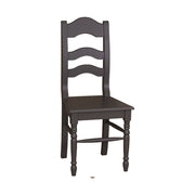 Sötétszürke színű, festett fenyőfa étkezőszék.