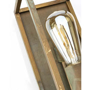 Ipari stílusú, rézből készült, antikolt sárgaréz színű falilámpa, téglalap szerkezettel.