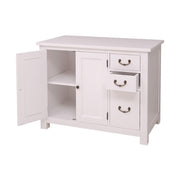 Fehér színű, tömör fenyőfából készült konyhabútor fiókokkal és polcos tárolóval.