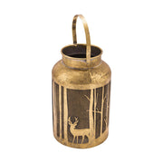 Vidéki stílusú, antikolt arany színű,  karácsonyi fémlámpás erdőben álló szarvas sziluettel.