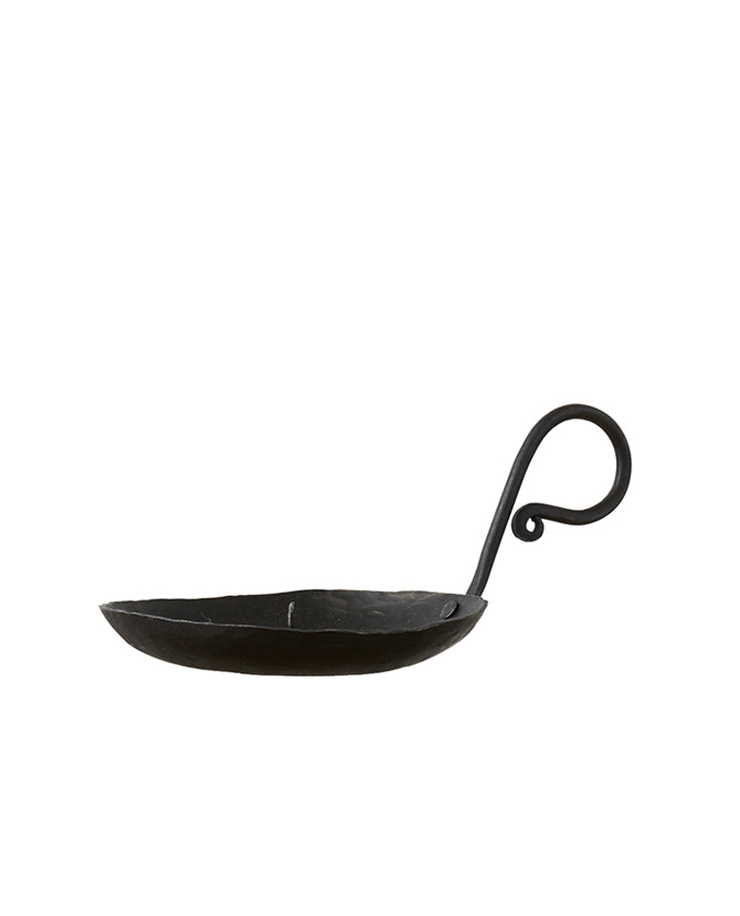 Loft stílusú, antik fekete színű, hordozható kovácsoltvas gyertyatartó az odin kollekcióból.