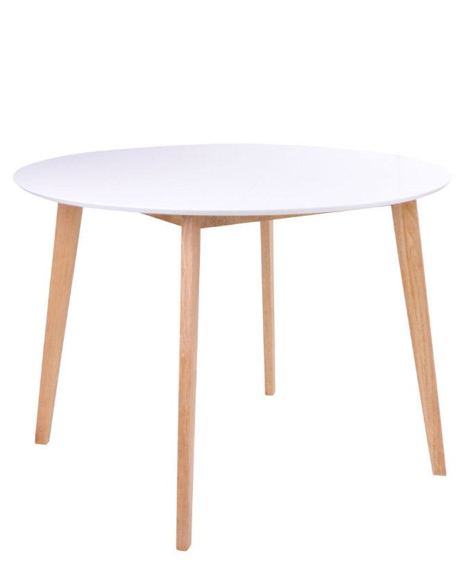 Skandináv stílusú étkezőasztal, natúr színű kaucsukfa lábbakkal és fehér színű MDF asztalappal. 