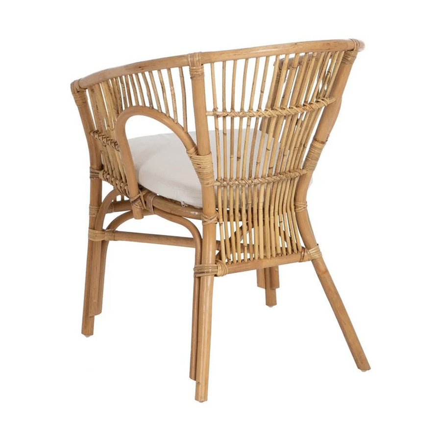 Skandináv stílusú, natúr színű, valódi rattanból készült karosszék törtfehér színű ülőpárnával.