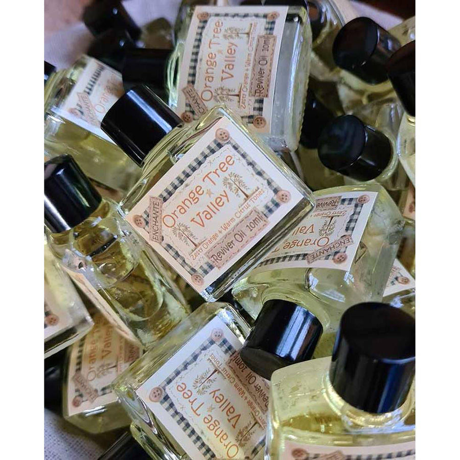 Orange Tree Valley illóolaj üvegek csoportképe – kézzel palackozott prémium illatesszencia