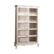 Shabby chic stílusú, fehér színű fenyőfa könyvespolc öt polccal.