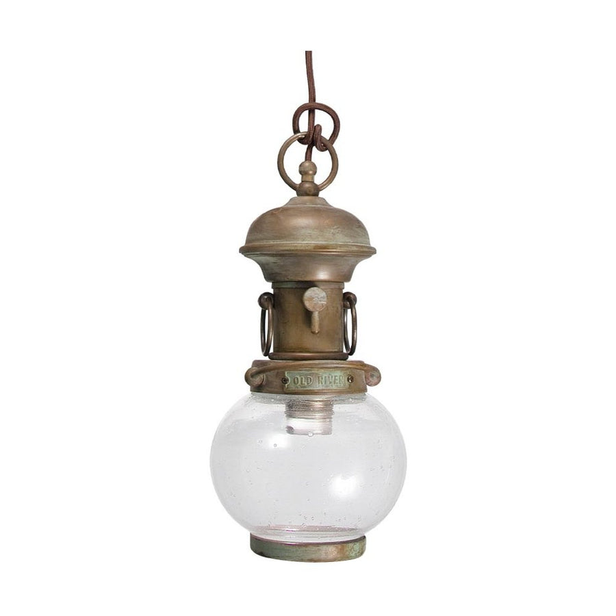 Vintage stílusú, antikolt sárgaréz színűl réz függeszték áttetsző üvegbúrával.
