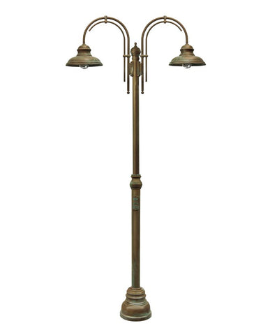 Vintage stílusú, antikolt sárgaréz színű, kandeláber két lámpával átlátszó üvegbúrával.