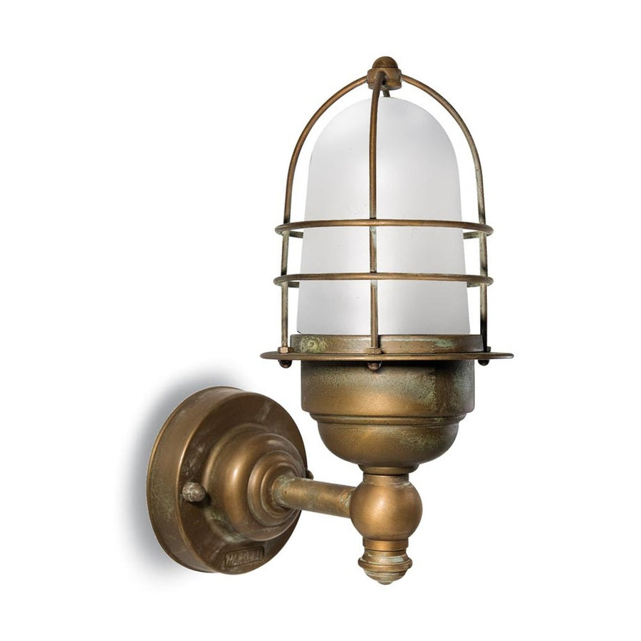 Industrial stílusú, antikolt sárgaréz színű, réz falikar opál üvegbúrával.