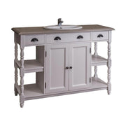 Fenyőfa mosdószekrény klasszicizálió faragással a lábain. A tárolásról négy fiók, négy polc, valamint egy polcos tároló gondoskodik. Színe fehér, és bézs.