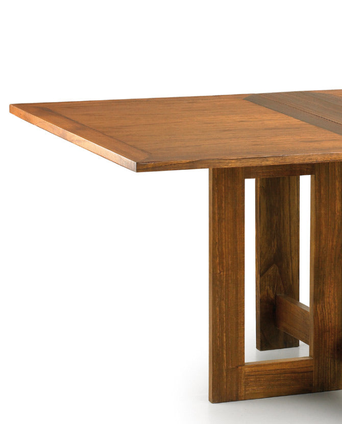 Loft stílusú, natúr szinű, mindifából készült összehajtható étkezőasztal.
