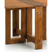 Loft stílusú, natúr szinű, mindifából készült összehajtható étkezőasztal.