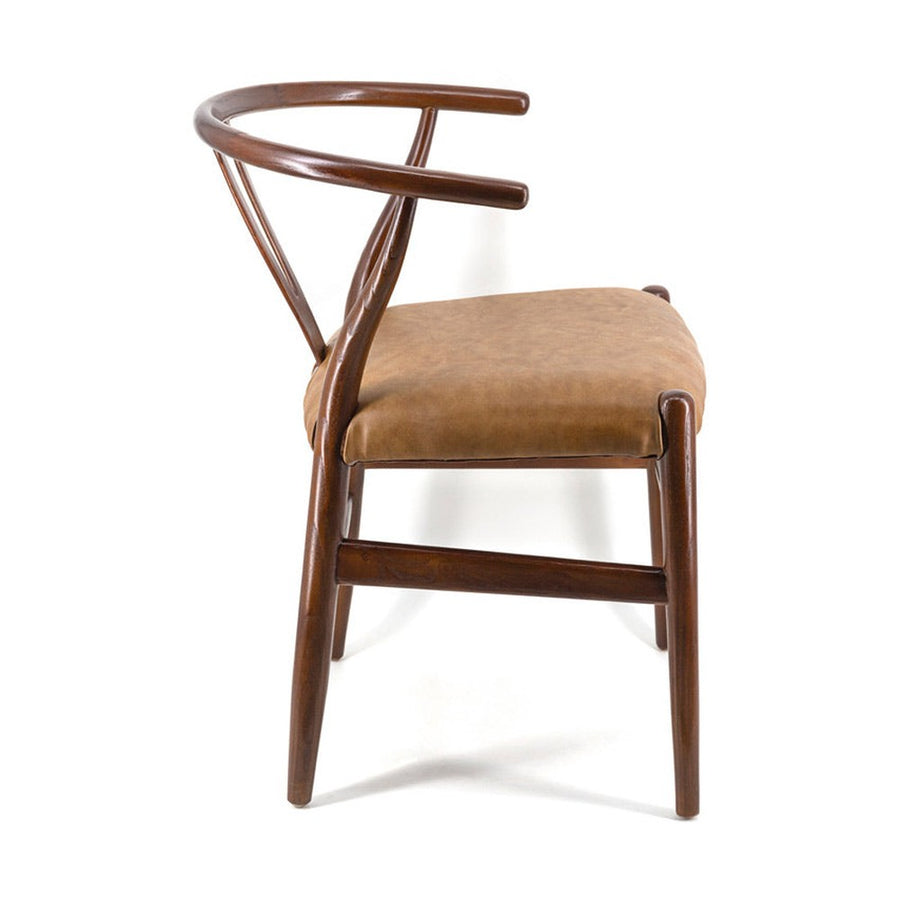 Vintage stílusú teakfa karosszék, bőr borítású ülőfelülettel.