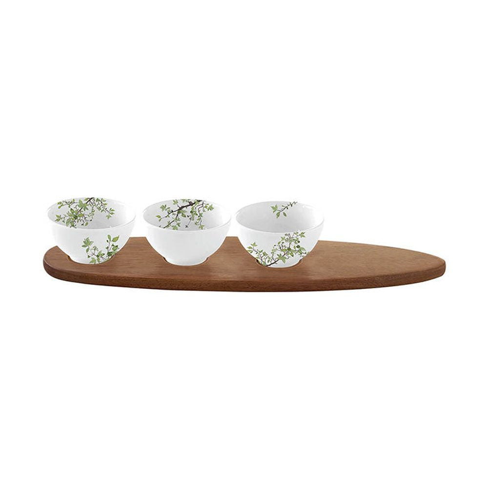 Zöldellő tavaszi faággal díszített, 3 darabos, minőségi porcelánból készült kínáló szett, akácfa tálcán díszdobozba csomagolva.