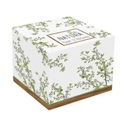 Zöldellő tavaszi faággal díszített, 9,5 cm átmérőjű, minőségi porcelánból készült, 3 darabos tálka szett díszdobozba csomagolva.