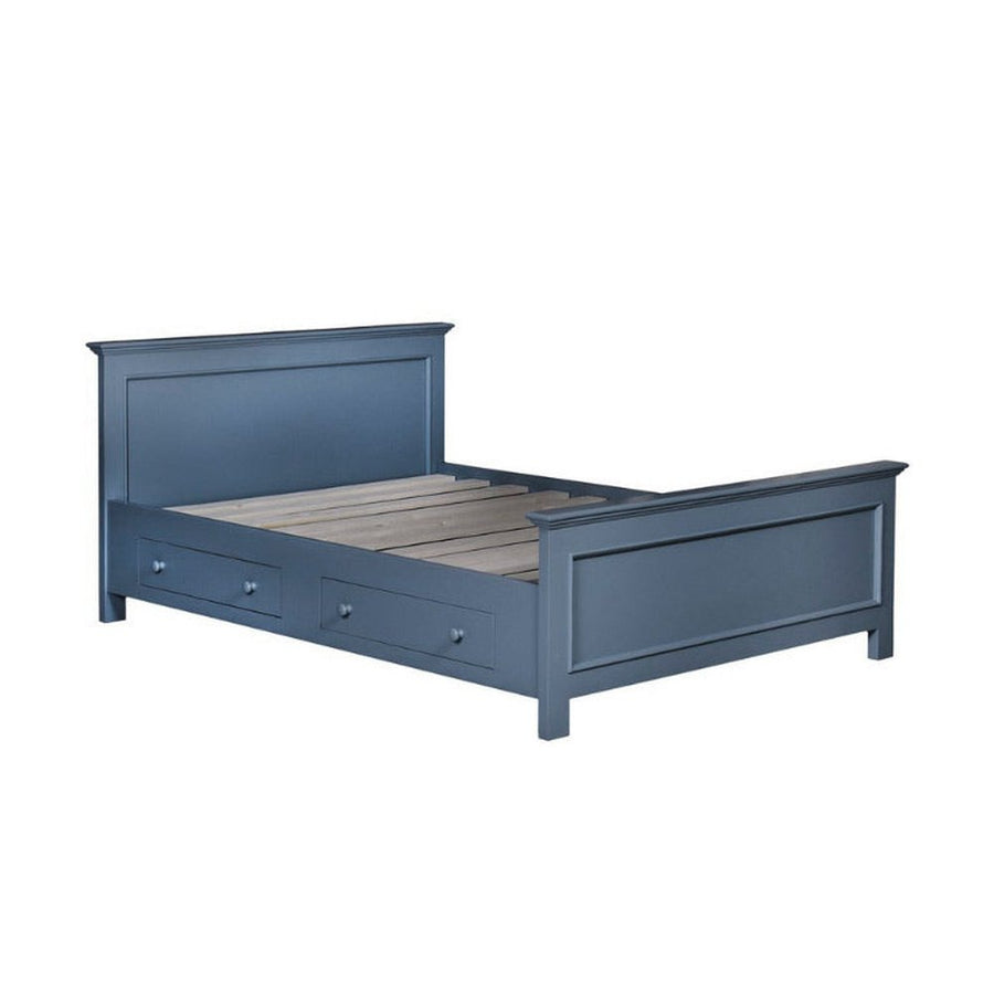 160 x 200 centiméteres, fenyőfából készült ágykeret. Festett, kék színű.