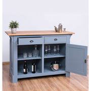 Fenyőfából készült, szürke színű bárpult natúr színű tölgyfa fedlappal.