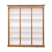 Klasszikus stílusú, háromosztatú fenyő könyvszekrény, állítható polcokkal. Színe natúr és fehér.