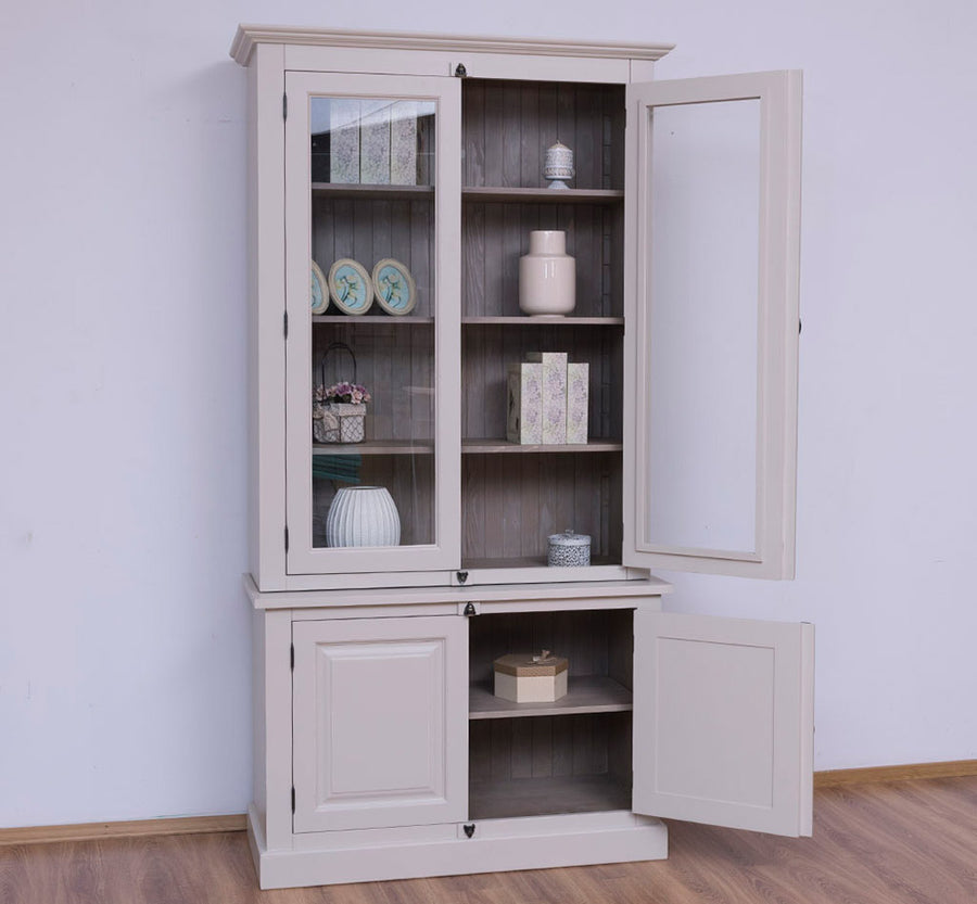 Fenyőfából készült vitrines könyvszekrény. Csiszolt és festett, krémszínű és natúr.