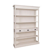 Klasszikus stílusú könyvespolc öt polccal és három fiókkal. Színe antikolt fehér.