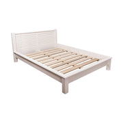 90 x 200 centiméteres, fenyőfából készült ágykeret. Antikolt fehér színű.