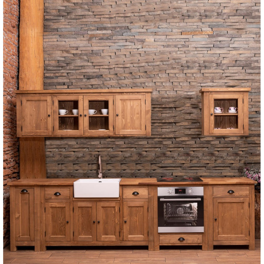 Hat elemes fenyőfa konyhaszekrény tölgyfalappal, beépített kerámia kagylóval és csapteleppel.