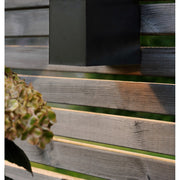 Kültéri, fekete színű, napelemes fali lámpás